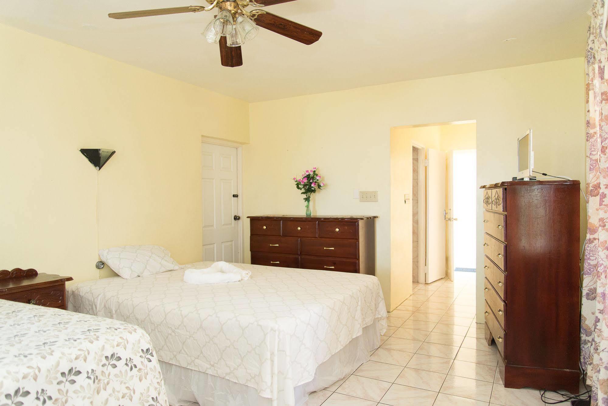Villa Donna Inn Montego Bay Eksteriør bilde