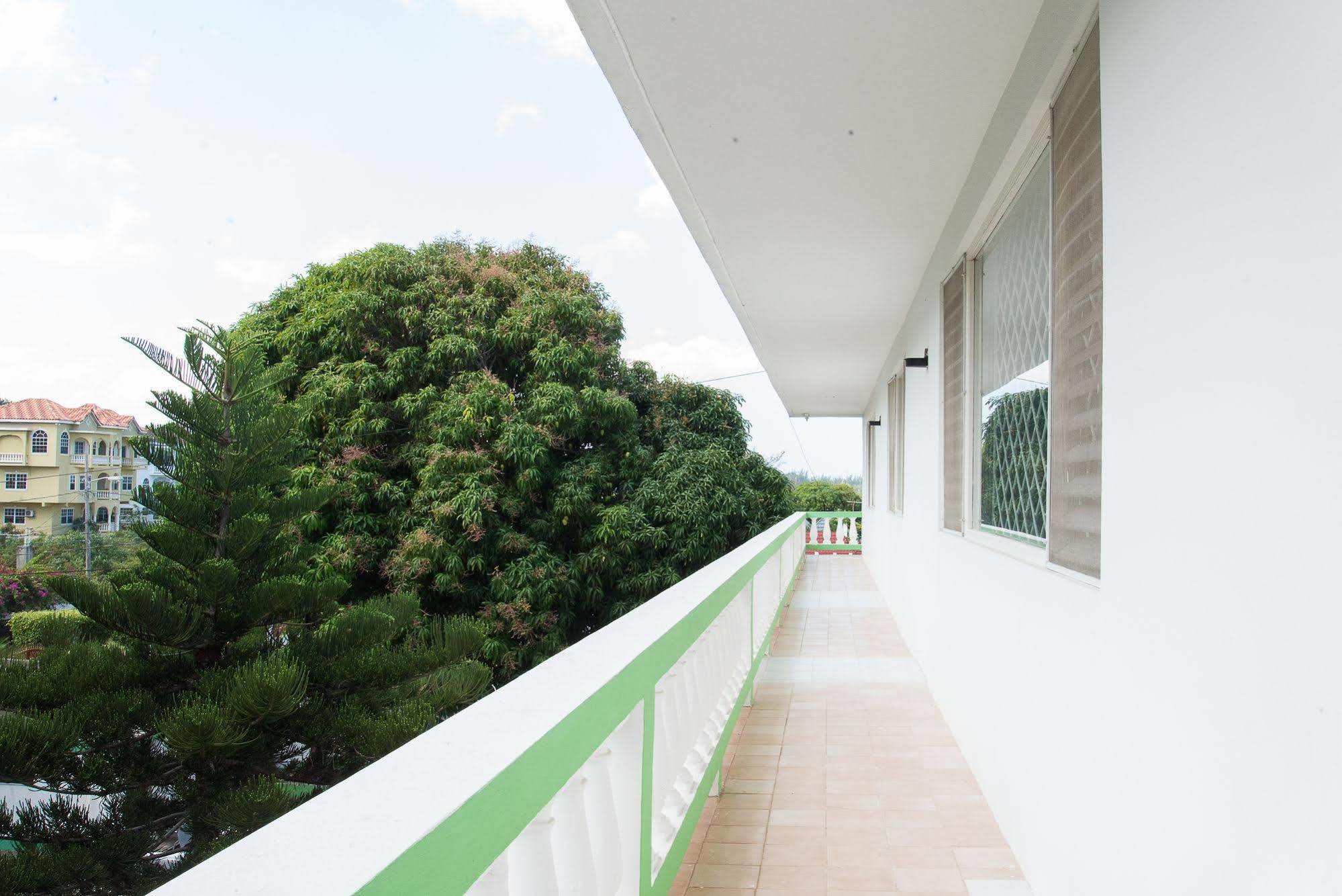 Villa Donna Inn Montego Bay Eksteriør bilde